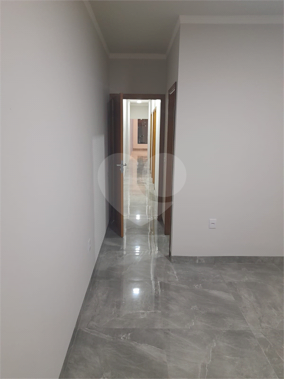 Casa à venda com 3 quartos, 242m² - Foto 13