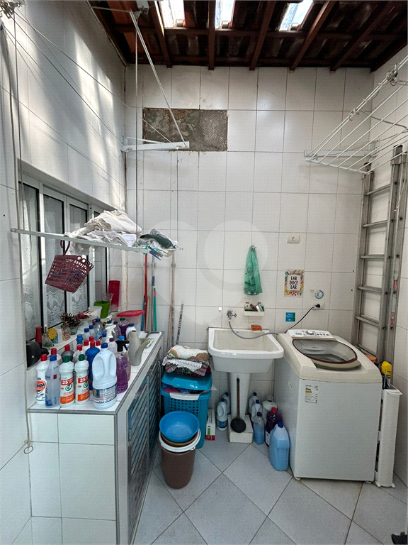 Sobrado venda no Alto da Mooca, com 266m2, 4 quartos, 3 salas, área gourmet e 2 vagas de garagem