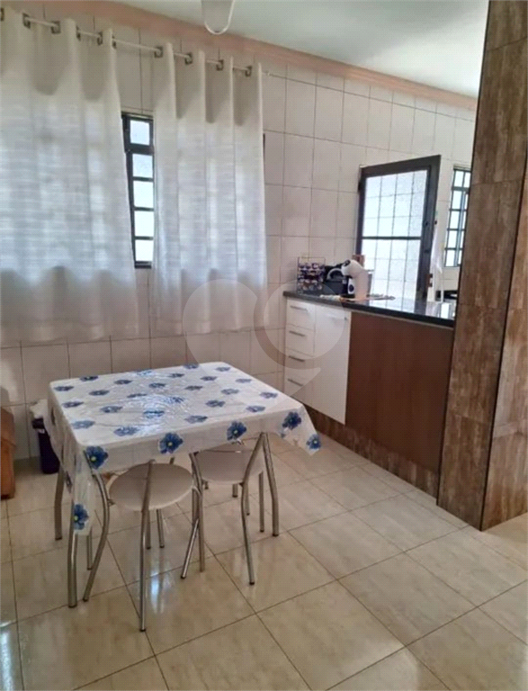 Casa à venda com 3 quartos, 228m² - Foto 24