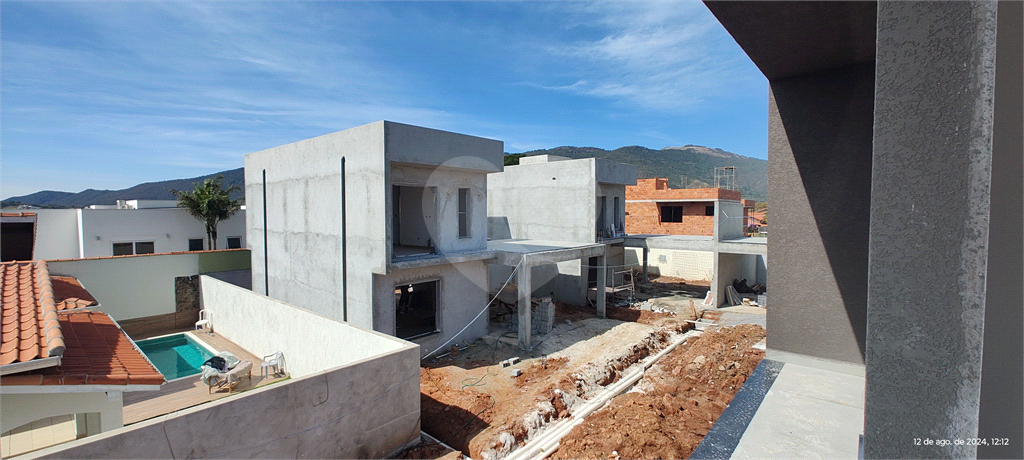 Casa de Condomínio à venda com 3 quartos, 161m² - Foto 47