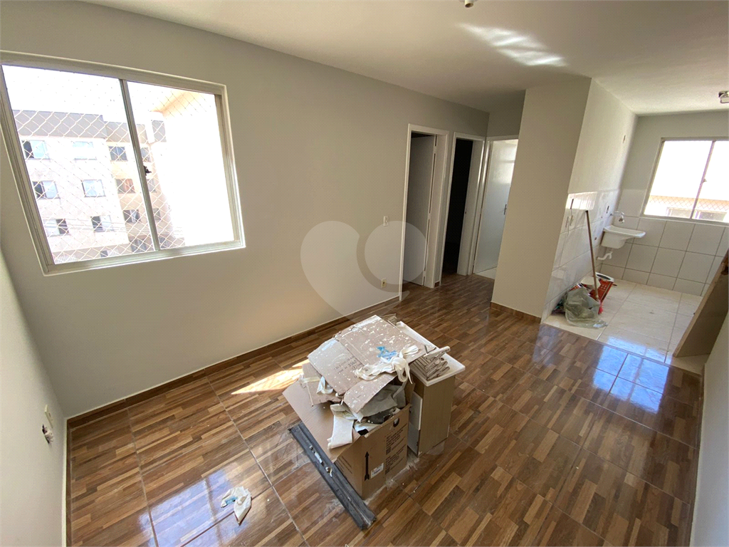 Apartamento à venda com 2 quartos, 42m² - Foto 1