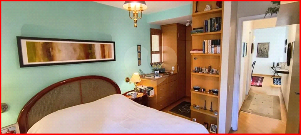 APARTAMENTO em MORUMBI
