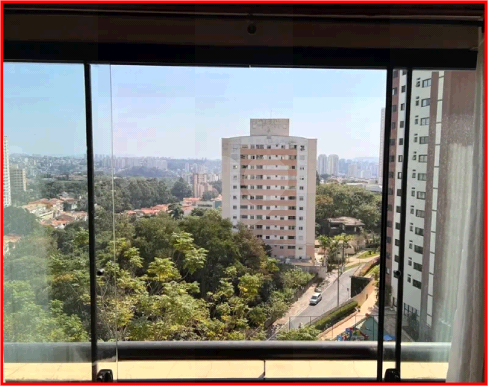 APARTAMENTO em MORUMBI