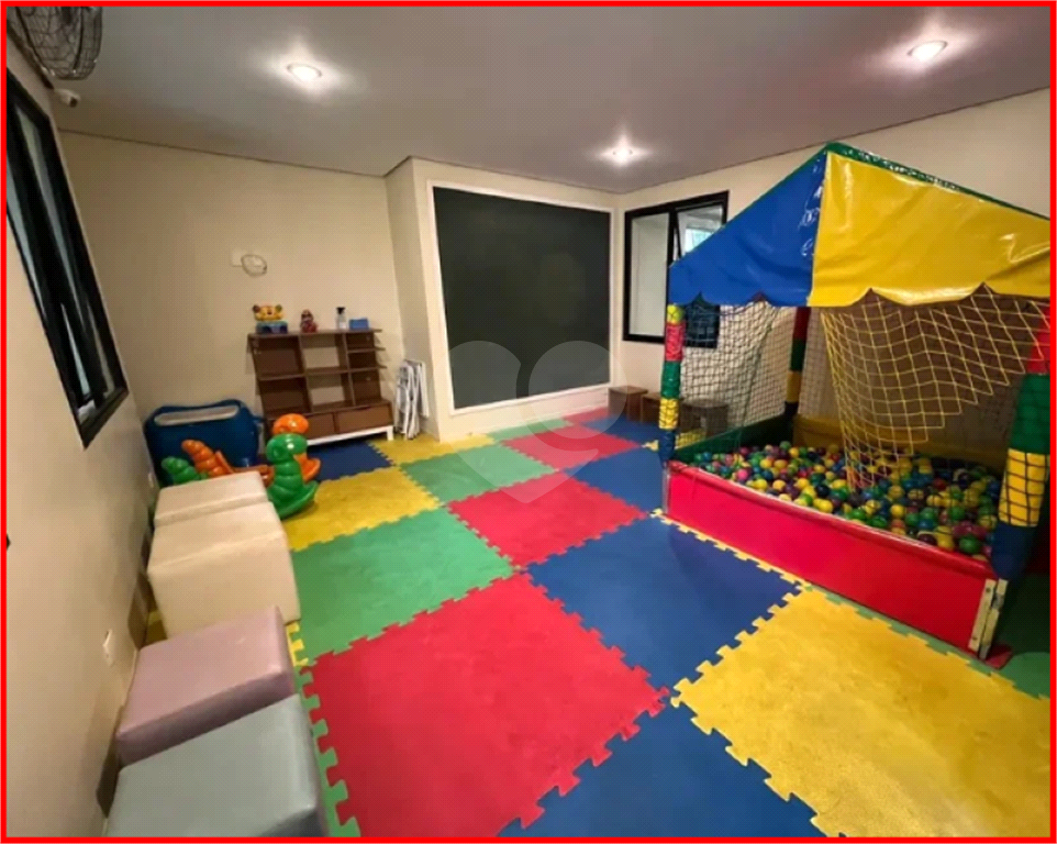 APARTAMENTO em MORUMBI