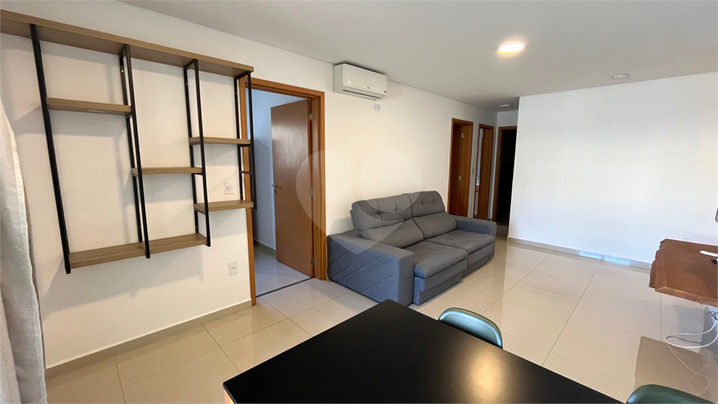Apartamento para alugar com 3 quartos, 90m² - Foto 1