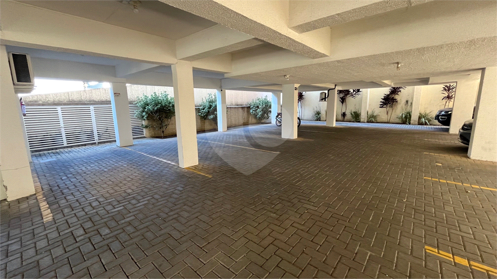 Apartamento para alugar com 3 quartos, 90m² - Foto 28