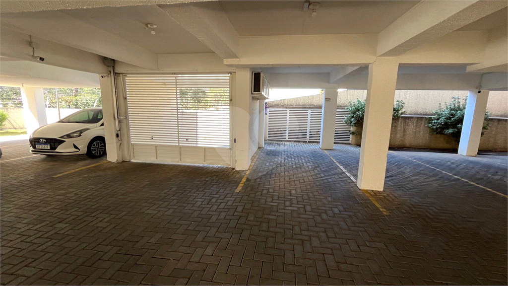 Apartamento para alugar com 3 quartos, 90m² - Foto 29