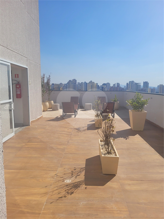 APARTAMENTO em PARADA INGLESA