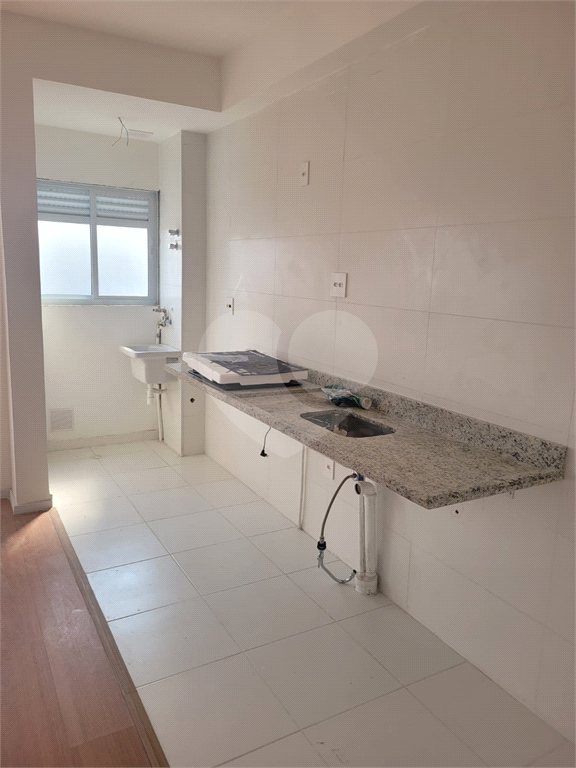 APARTAMENTO em PARADA INGLESA