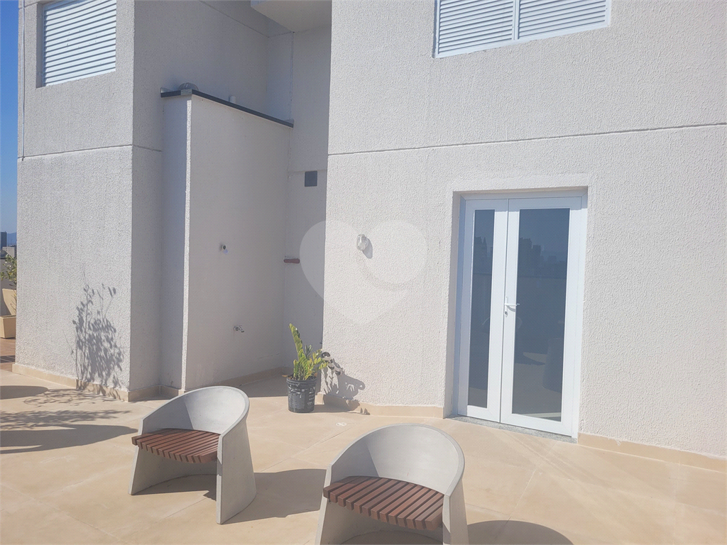 APARTAMENTO em PARADA INGLESA