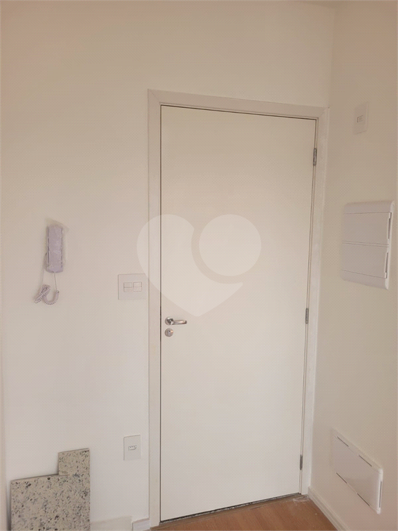 APARTAMENTO em PARADA INGLESA