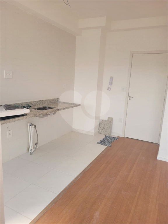 APARTAMENTO em PARADA INGLESA
