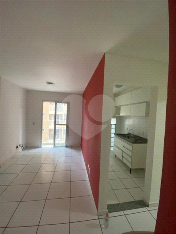 Apartamento à venda com 2 quartos, 47m² - Foto 2