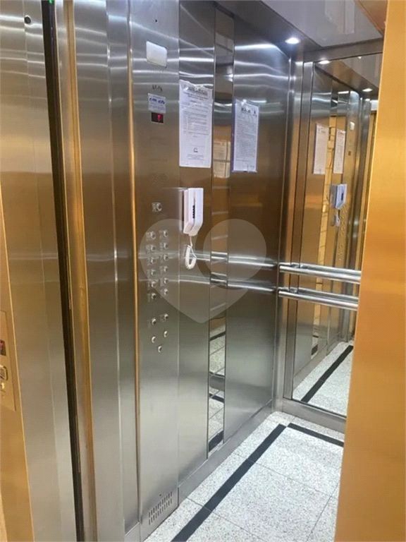 Apartamento à venda com 2 quartos, 47m² - Foto 13
