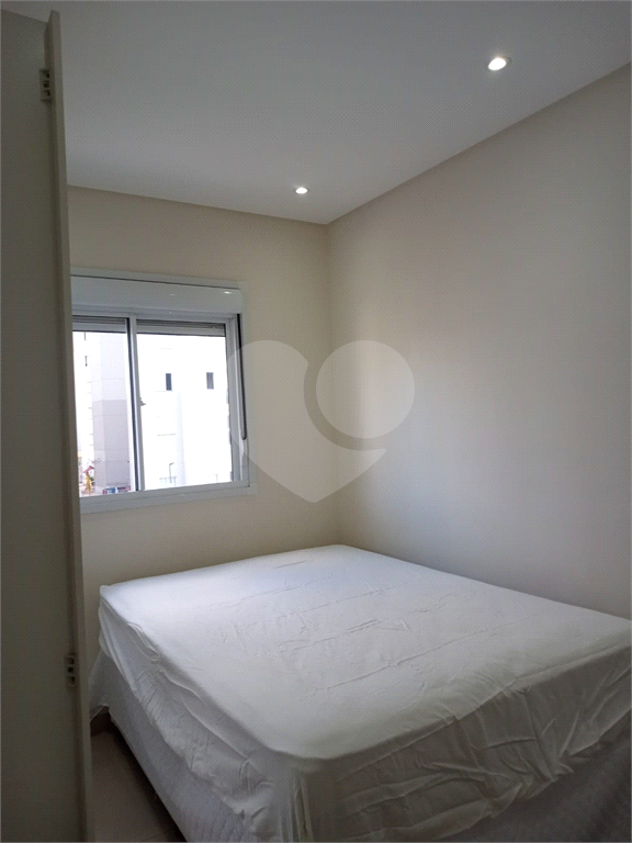 Apartamento à venda no CAMPO LIMPO com 49 m²