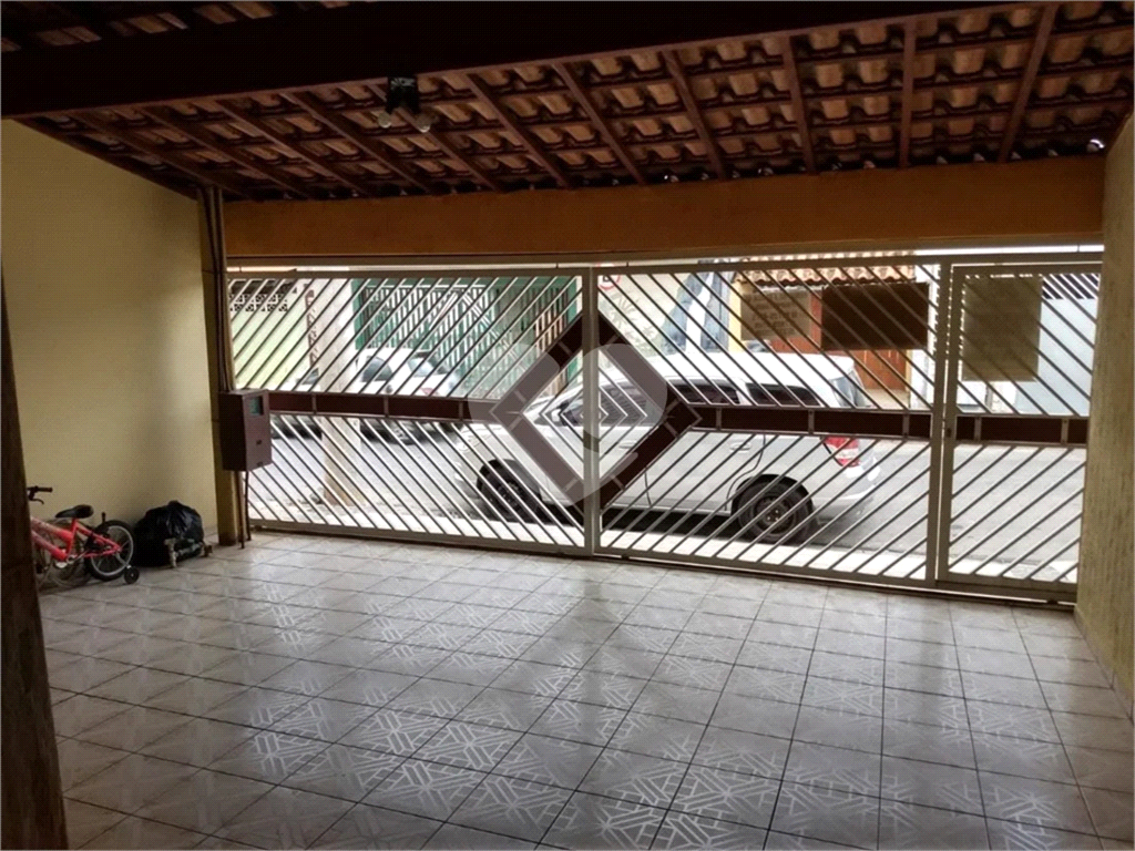 Casa à venda com 3 quartos, 185m² - Foto 2