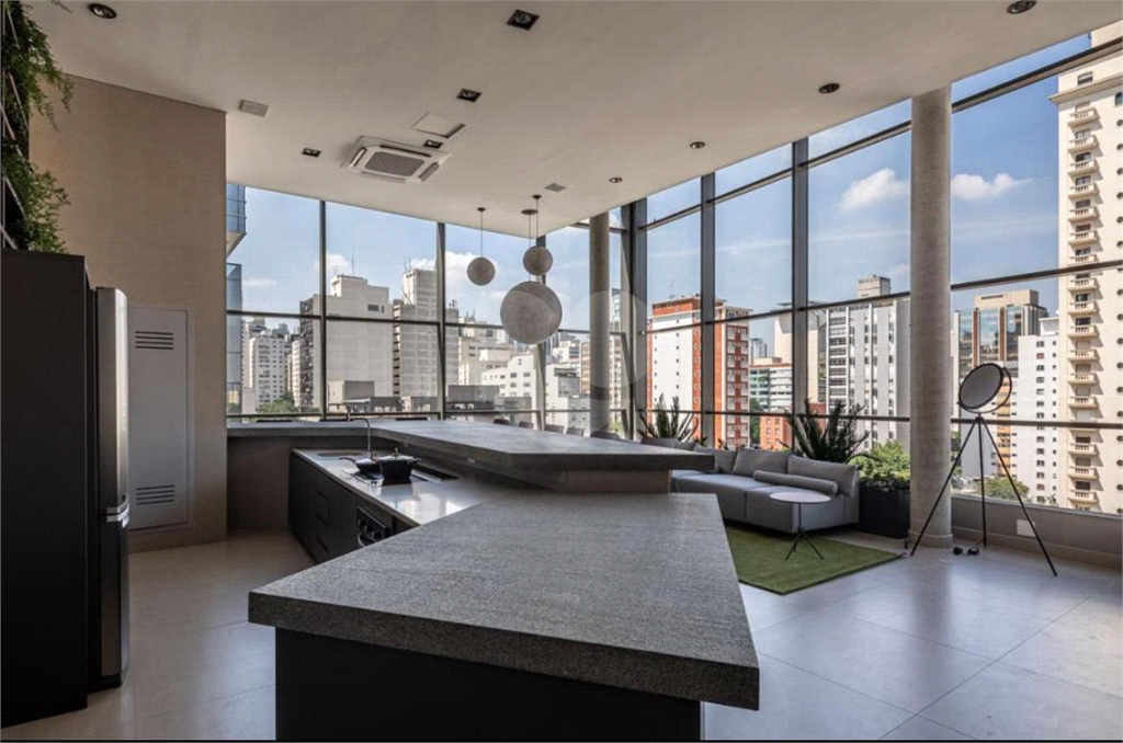 Apartamento à Venda na Rua Augusta 