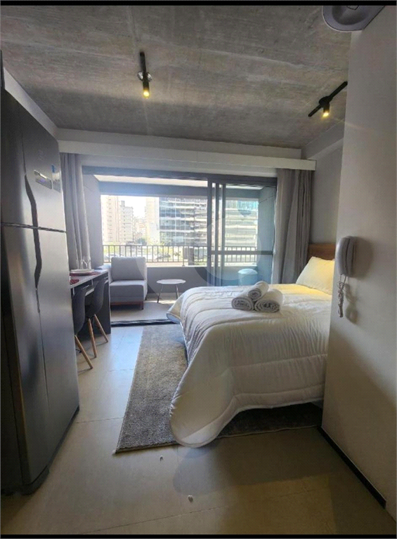 Apartamento à Venda na Rua Augusta 