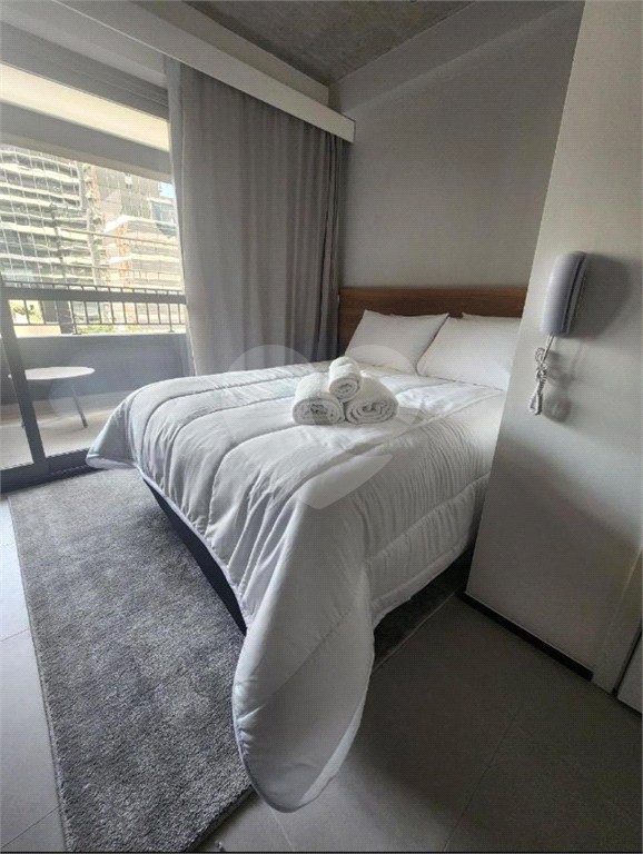Apartamento à Venda na Rua Augusta 