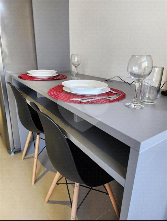 Apartamento à Venda na Rua Augusta 