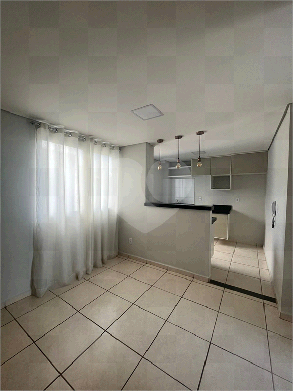 Apartamento à venda com 2 quartos, 42m² - Foto 4