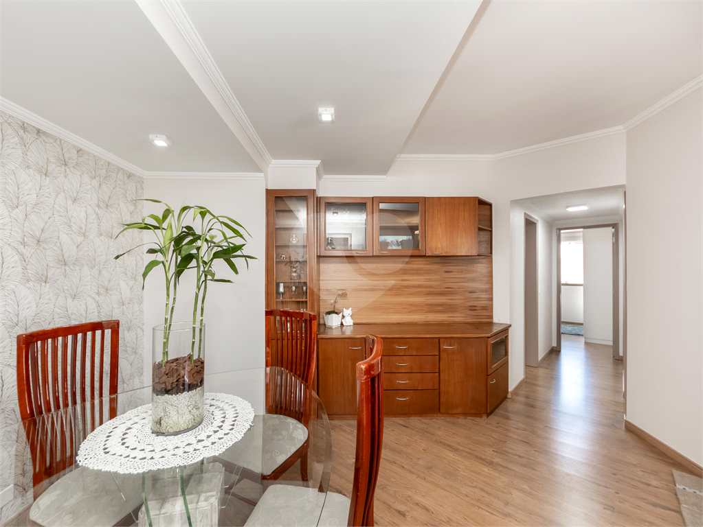 APARTAMENTO 3 DORMITÓRIOS 1 SUÍTE À VENDA NA SAÚDE