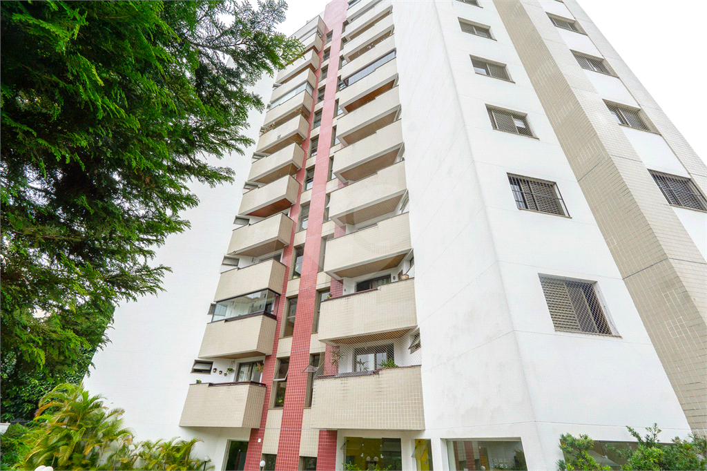APARTAMENTO 3 DORMITÓRIOS 1 SUÍTE À VENDA NA SAÚDE