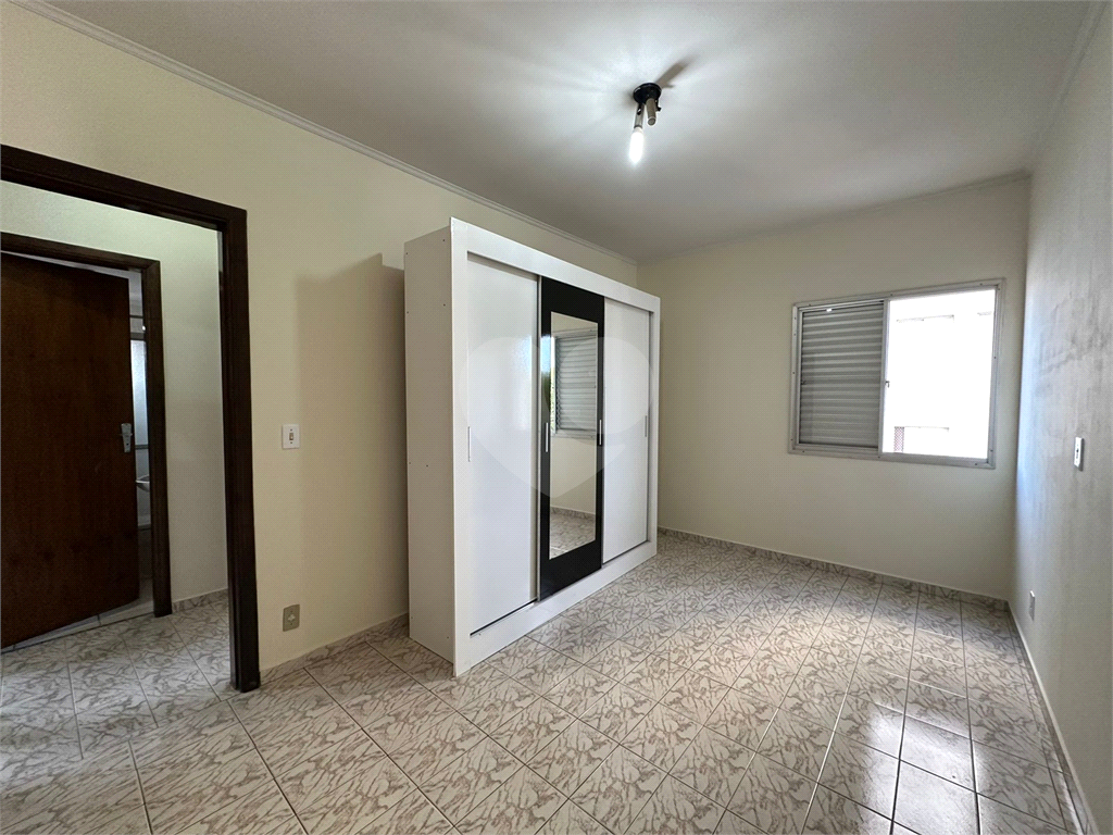 Apartamento para alugar com 2 quartos, 64m² - Foto 14