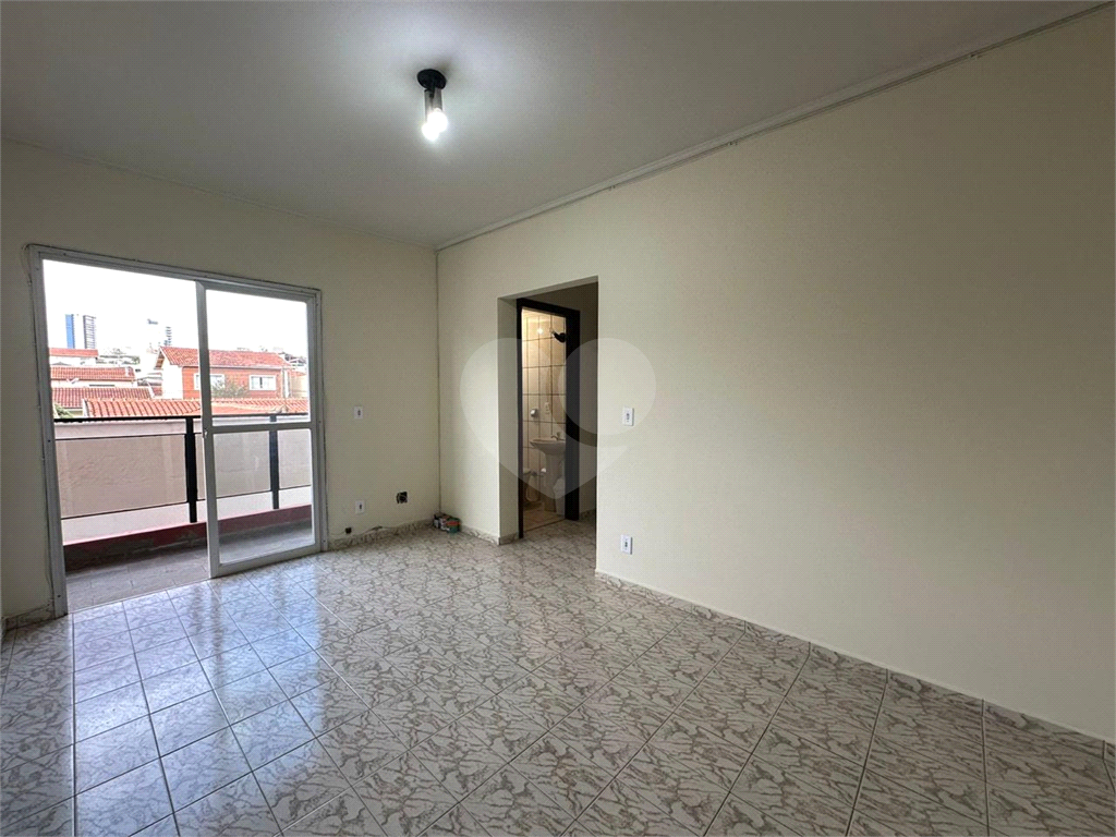 Apartamento para alugar com 2 quartos, 64m² - Foto 9