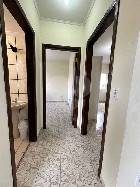 Apartamento para alugar com 2 quartos, 64m² - Foto 12