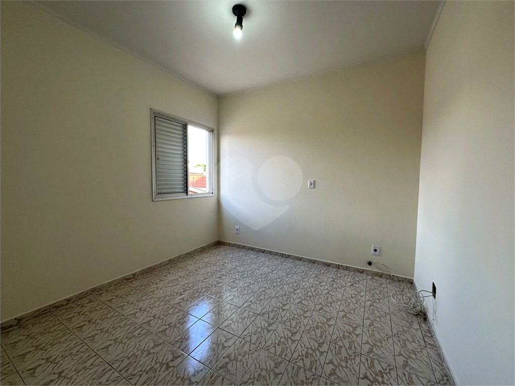 Apartamento para alugar com 2 quartos, 64m² - Foto 18