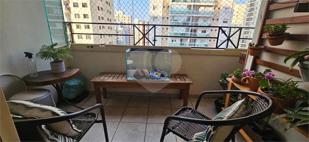 Apartamento - Saúde - 3 Dormitórios - 1 Suíte -  2 Banheiros - 2 Vagas - Venda