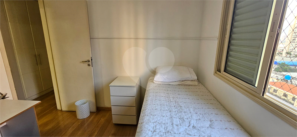 Apartamento - Saúde - 3 Dormitórios - 1 Suíte -  2 Banheiros - 2 Vagas - Venda