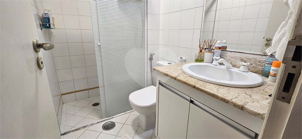 Apartamento - Saúde - 3 Dormitórios - 1 Suíte -  2 Banheiros - 2 Vagas - Venda