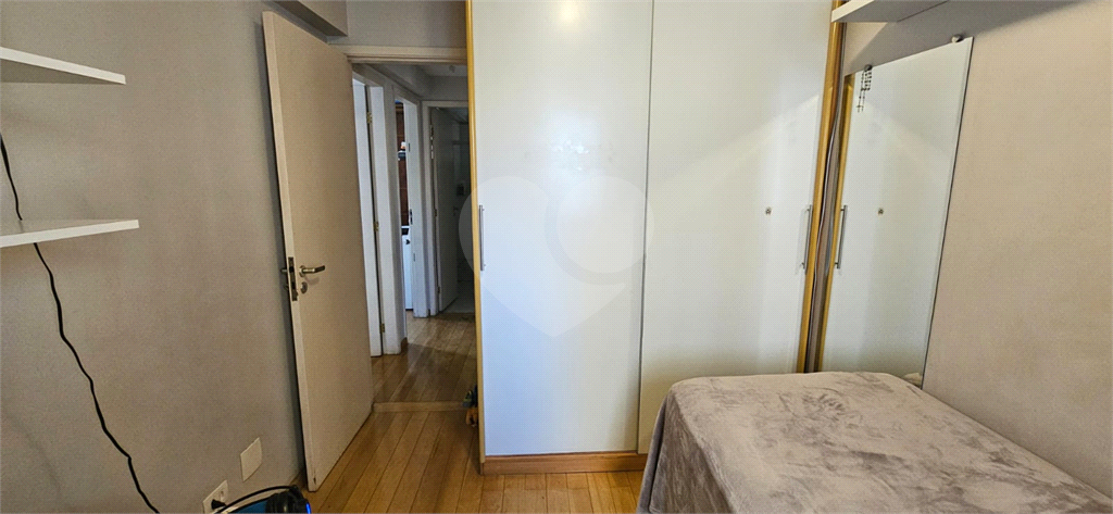 Apartamento - Saúde - 3 Dormitórios - 1 Suíte -  2 Banheiros - 2 Vagas - Venda