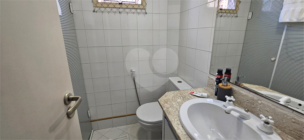 Apartamento - Saúde - 3 Dormitórios - 1 Suíte -  2 Banheiros - 2 Vagas - Venda