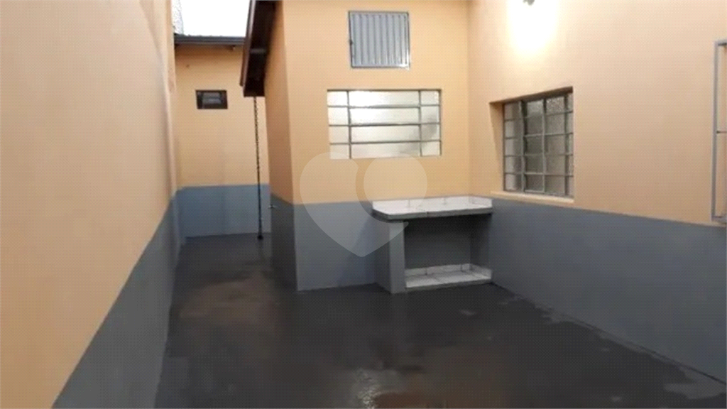 Casa para alugar com 3 quartos, 180m² - Foto 12