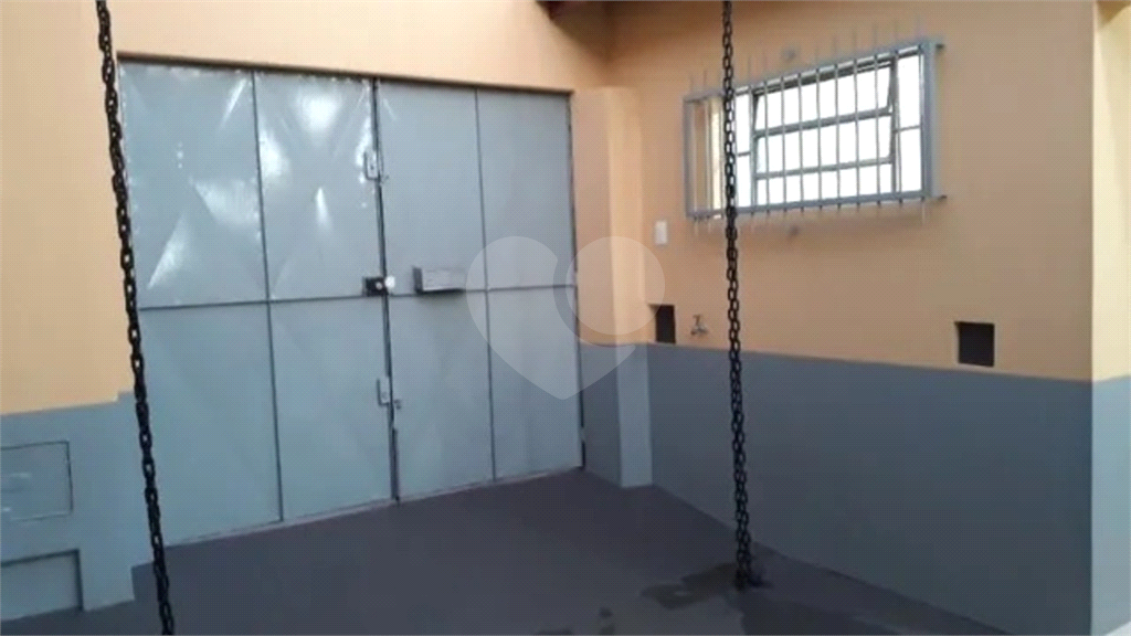 Casa para alugar com 3 quartos, 180m² - Foto 18