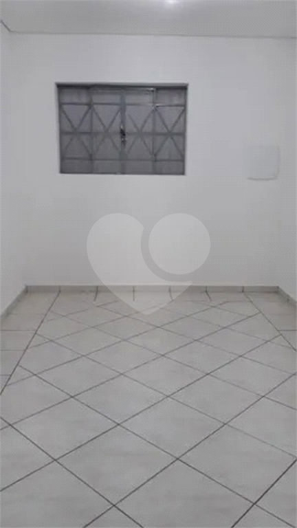 Casa para alugar com 3 quartos, 180m² - Foto 8