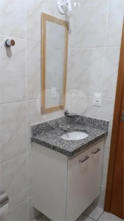 Casa para alugar com 3 quartos, 180m² - Foto 7