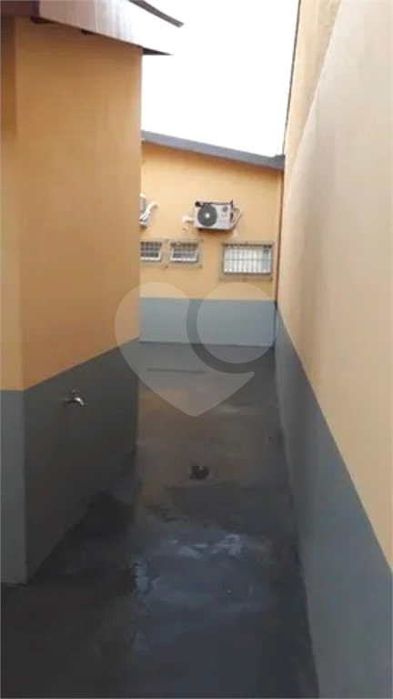 Casa para alugar com 3 quartos, 180m² - Foto 3