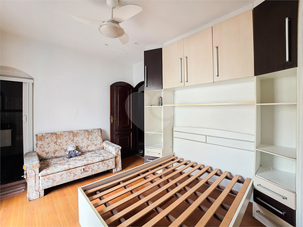 Casa - Guaianazes - 3 Quartos / Dormitórios - 2 Vagas - Venda / Compra