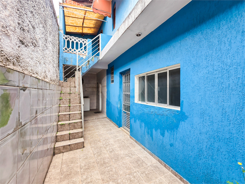 Casa - Guaianazes - 3 Quartos / Dormitórios - 2 Vagas - Venda / Compra