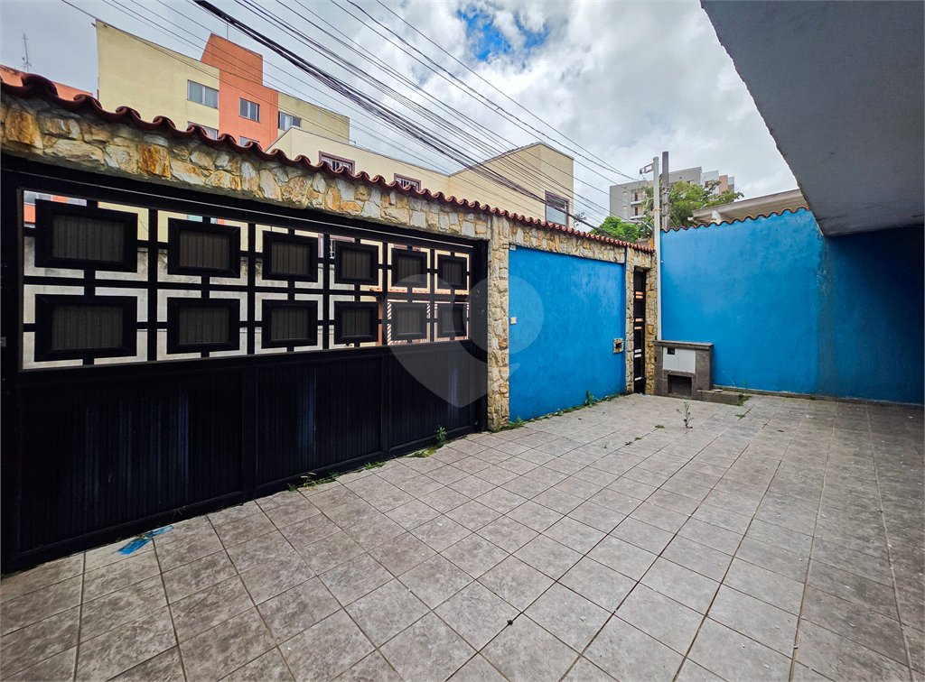 Casa - Guaianazes - 3 Quartos / Dormitórios - 2 Vagas - Venda / Compra