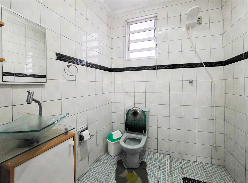 Casa - Guaianazes - 3 Quartos / Dormitórios - 2 Vagas - Venda / Compra