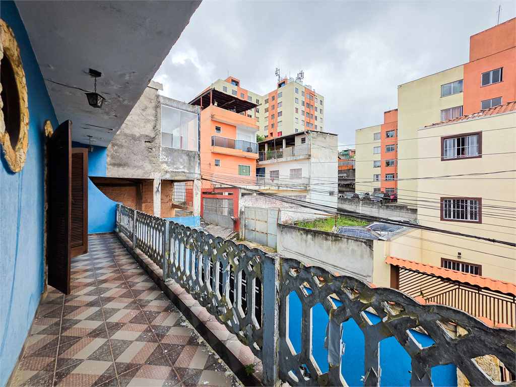 Casa - Guaianazes - 3 Quartos / Dormitórios - 2 Vagas - Venda / Compra