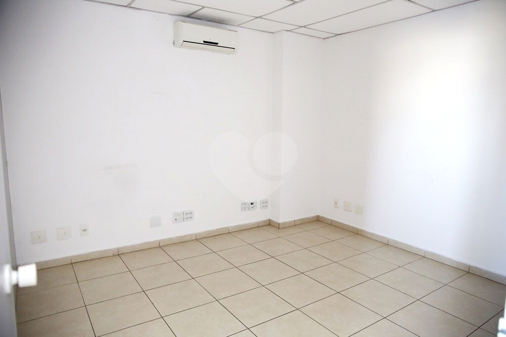 Sala comercial em Santana