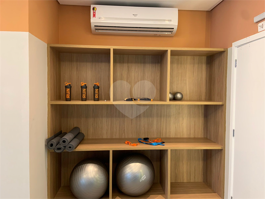 APARTAMENTO em CENTRO