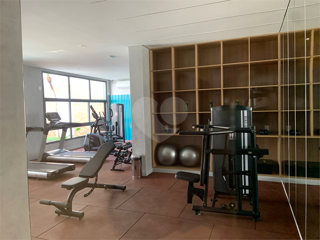 APARTAMENTO em CENTRO
