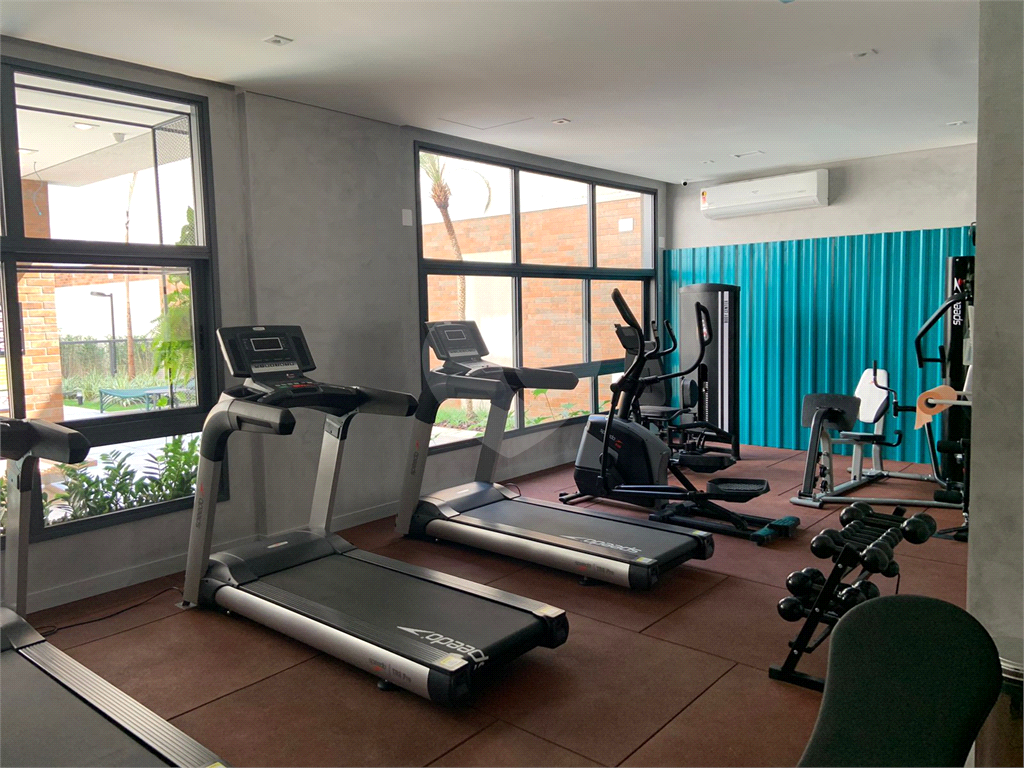 APARTAMENTO em CENTRO